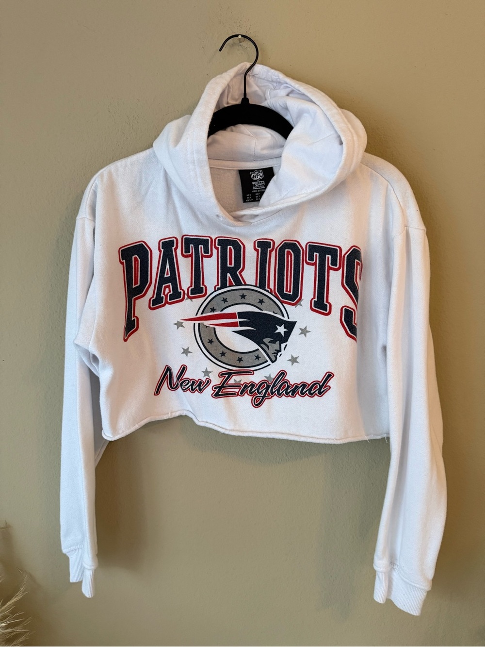 NFL New England Patriots White Blue are Cropped Hoodie Raw Hem